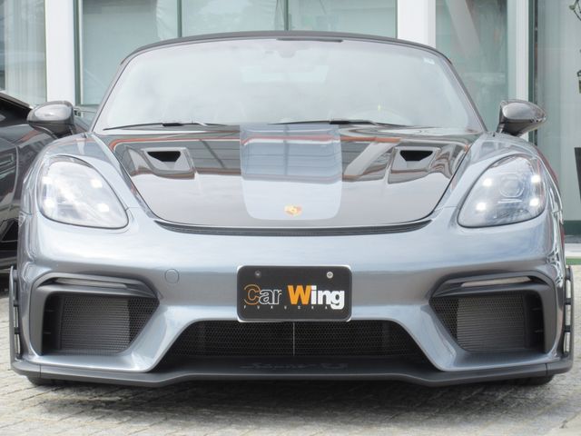 PORSCHE 718Spyder