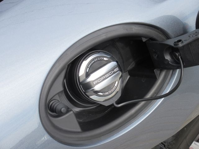 PORSCHE 718Spyder
