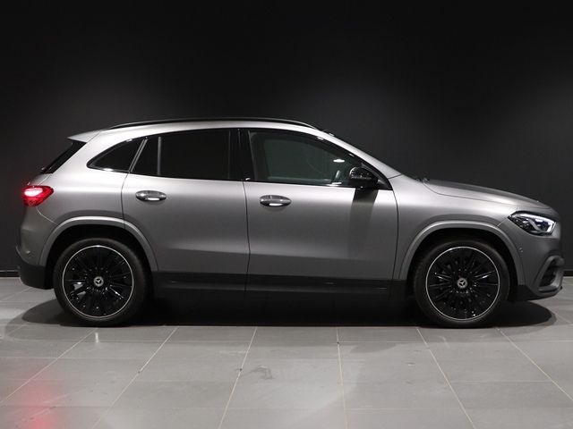MERCEDES BENZ GLA class