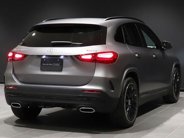MERCEDES BENZ GLA class
