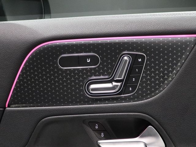 MERCEDES BENZ GLA class
