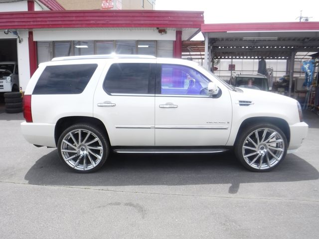 CADILLAC ESCALADE