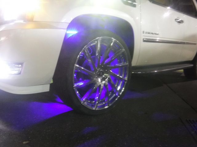 CADILLAC ESCALADE