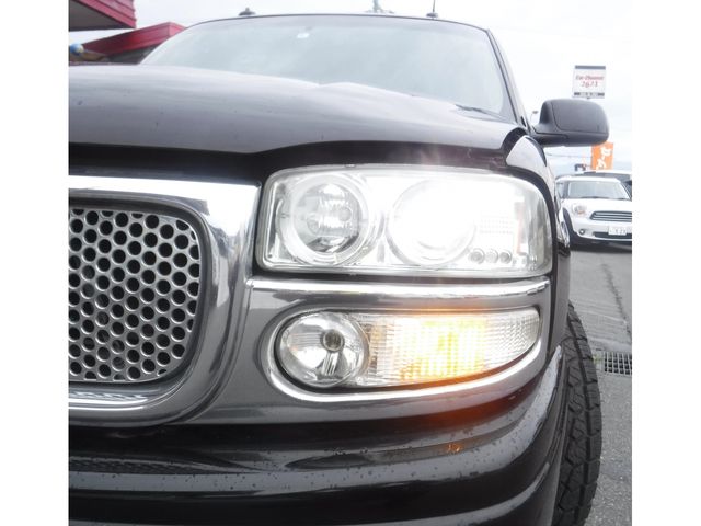 GMC YUKON