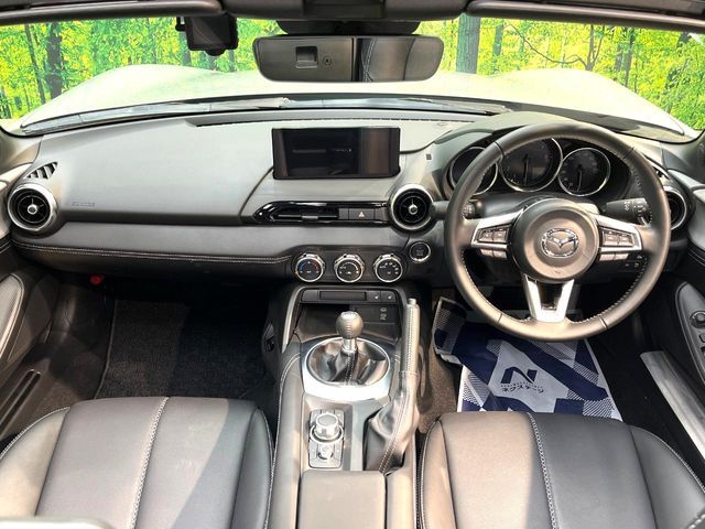 ROADSTER