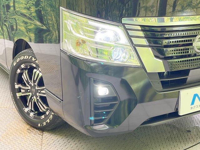 CARAVAN van 2WD