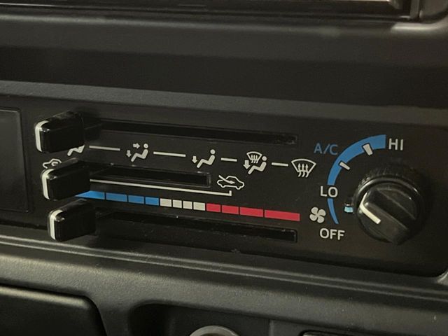 LANDCRUISER van