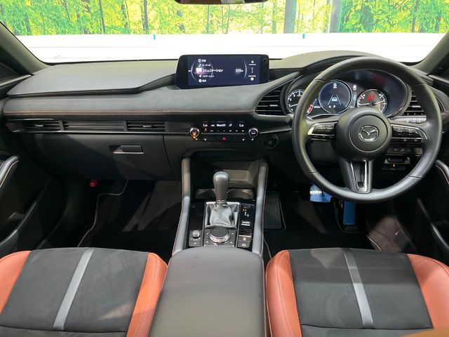 MAZDA3 FASTBACK
