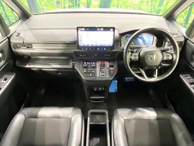 STEPWAGON e:HEV SPADA
