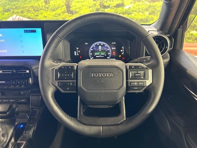 LANDCRUISER 250