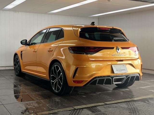 RENAULT MEGANE hatchback
