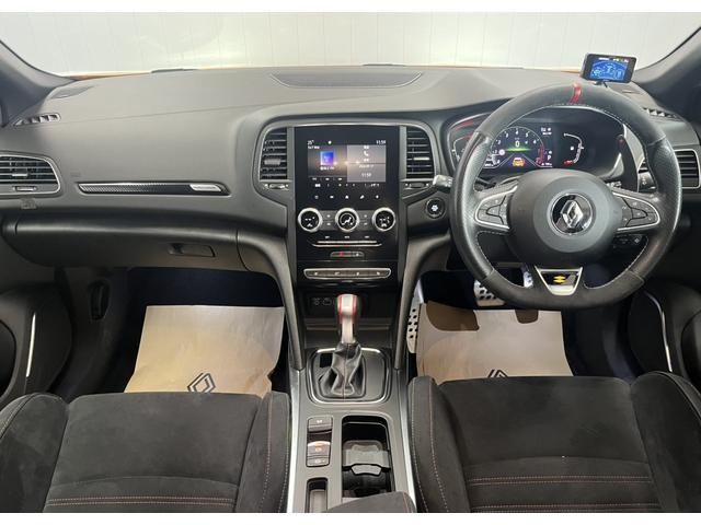 RENAULT MEGANE hatchback