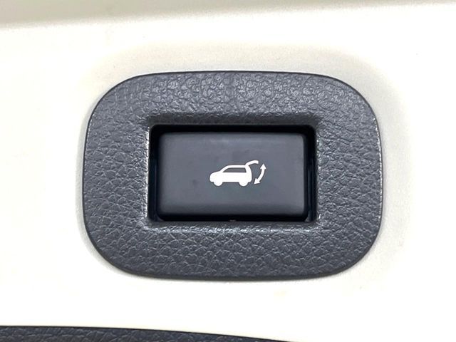 X-TRAIL 2WD