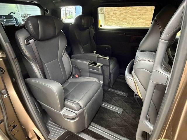 ALPHARD hybrid