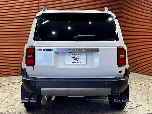 LANDCRUISER 250