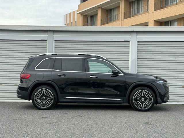 MERCEDES BENZ EQB