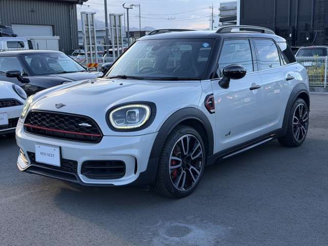 MINI CROSSOVER