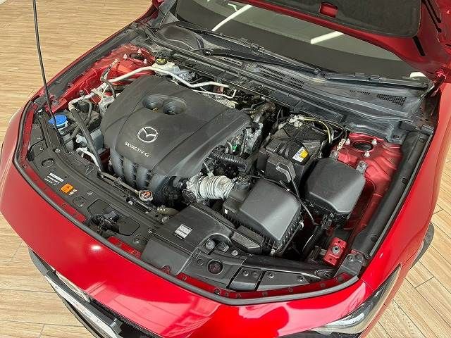 MAZDA3 FASTBACK