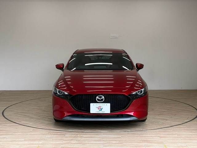 MAZDA3 FASTBACK