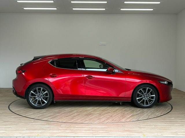 MAZDA3 FASTBACK