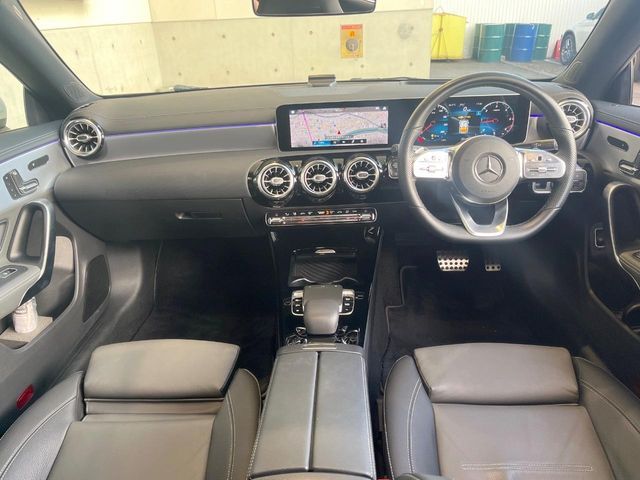 MERCEDES BENZ CLA Shooting Brake