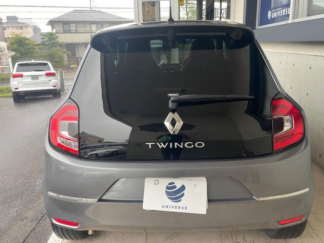 RENAULT TWINGO