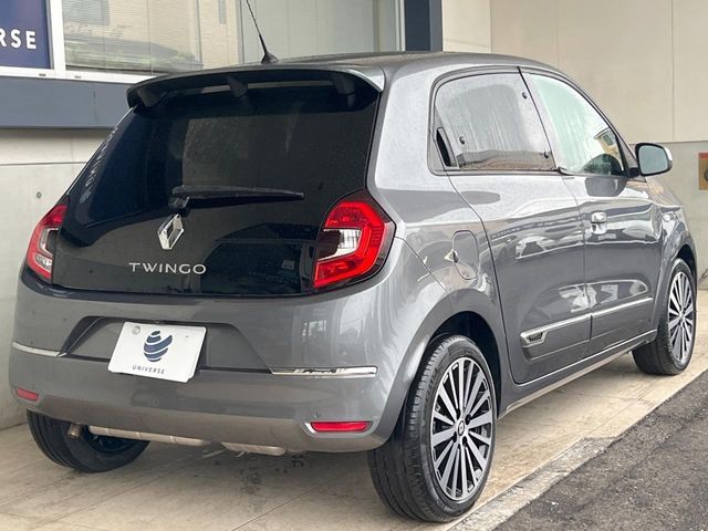 RENAULT TWINGO
