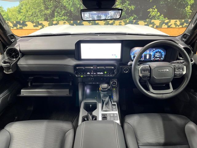 LANDCRUISER 250