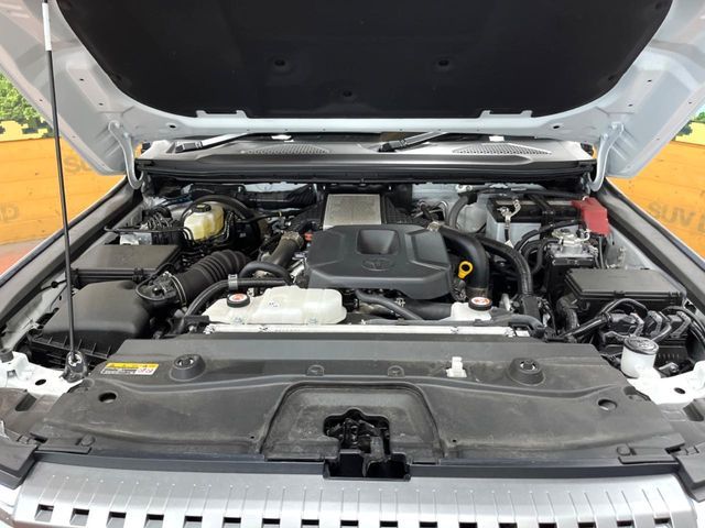 LANDCRUISER 250