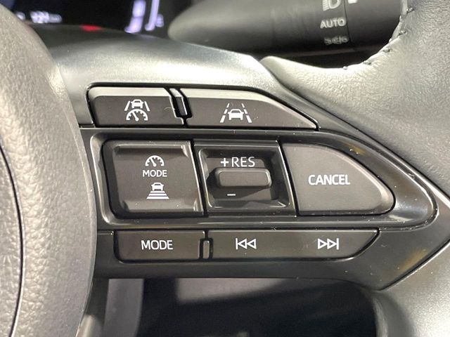 YARIS CROSS HYBRID
