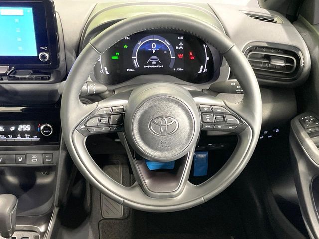 YARIS CROSS HYBRID