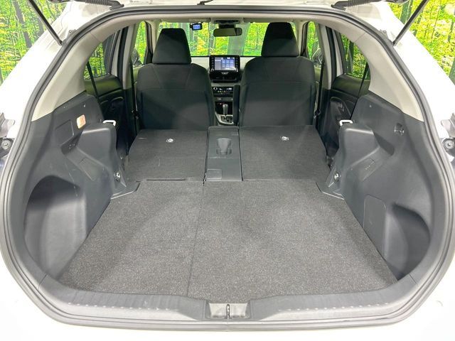 YARIS CROSS