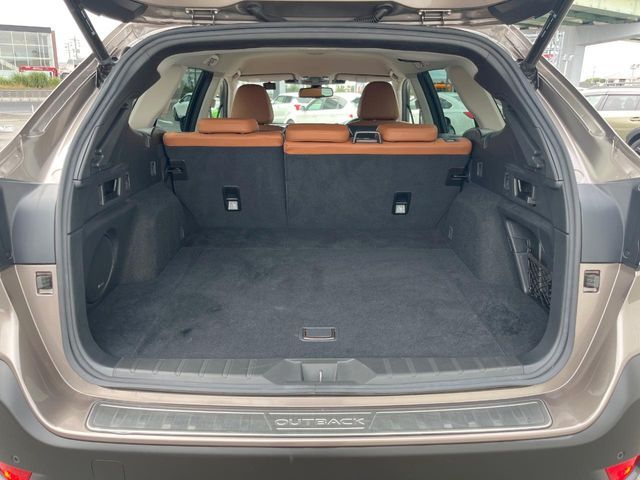 LEGACY OUTBACK