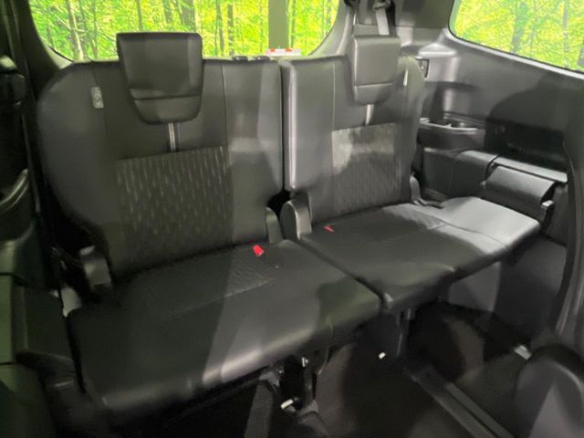 NOAH HYBRID 4WD