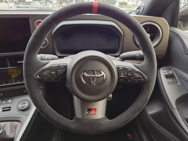 GR YARIS