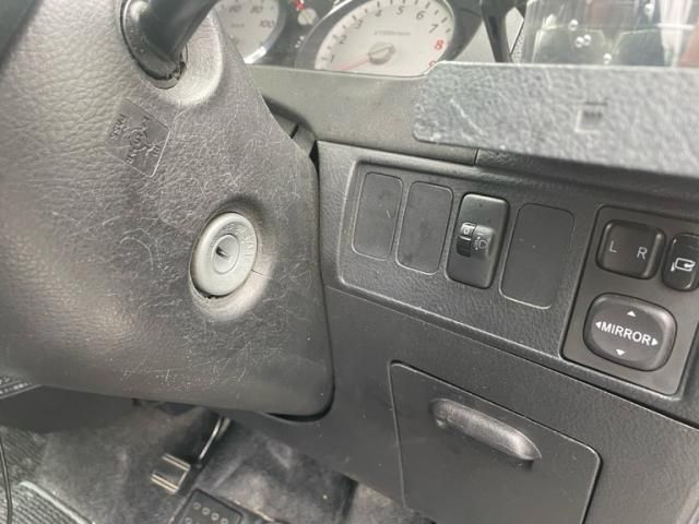 MOVE CUSTOM
