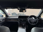 CROWN sedan hybrid