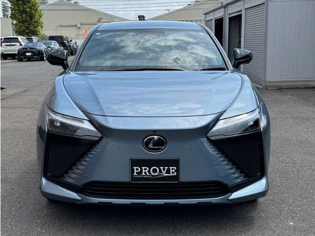 LEXUS RZ450e