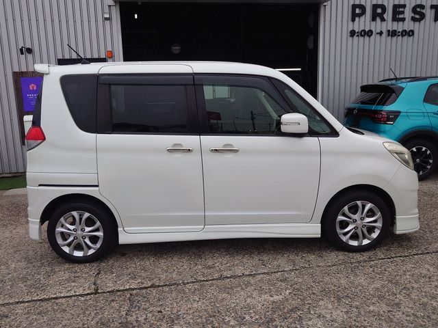 DELICA D:2 2WD