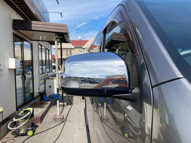NV350 CARAVAN 4WD