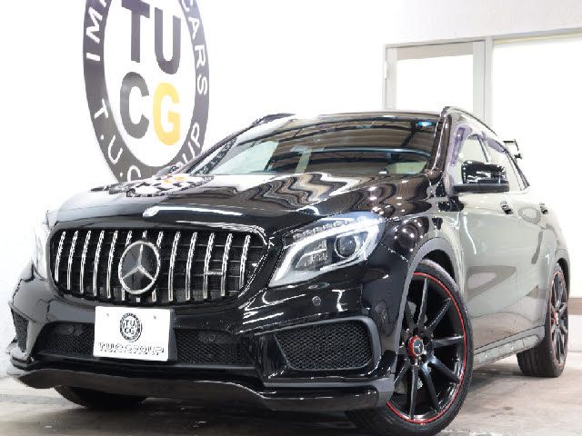 MERCEDES AMG GLA class
