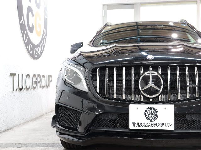 MERCEDES AMG GLA class