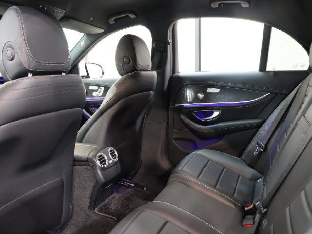 MERCEDES BENZ E class sedan