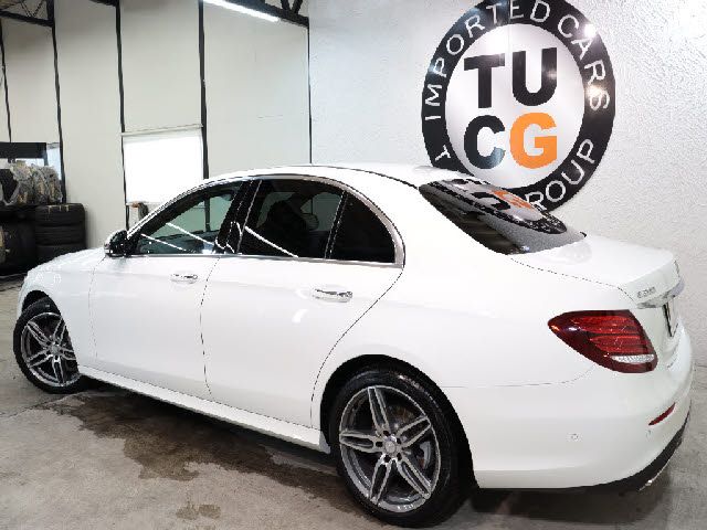MERCEDES BENZ E class sedan