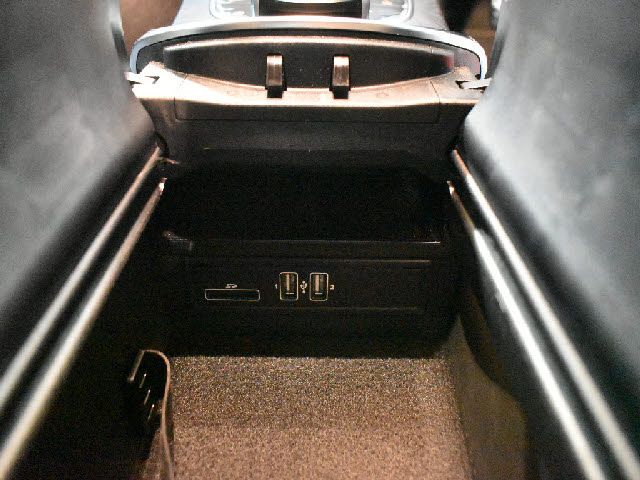 MERCEDES BENZ C class sedan