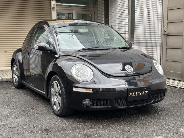 VOLKSWAGEN BEETLE