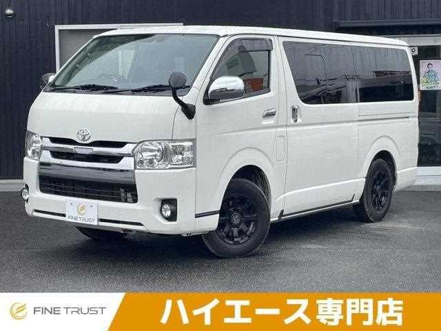 REGIUSACE van 4WD