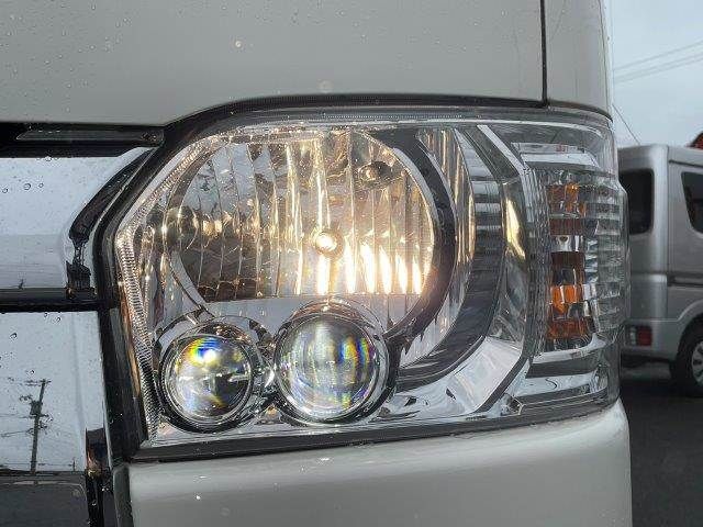 REGIUSACE van 4WD