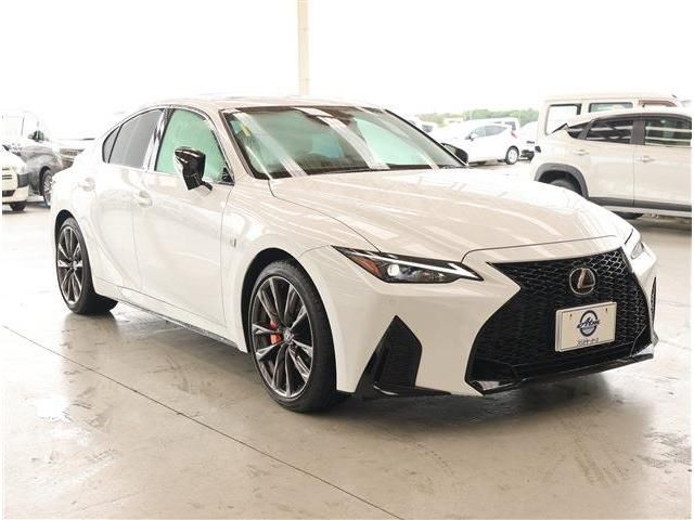 LEXUS IS300h