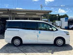 VOXY HYBRID